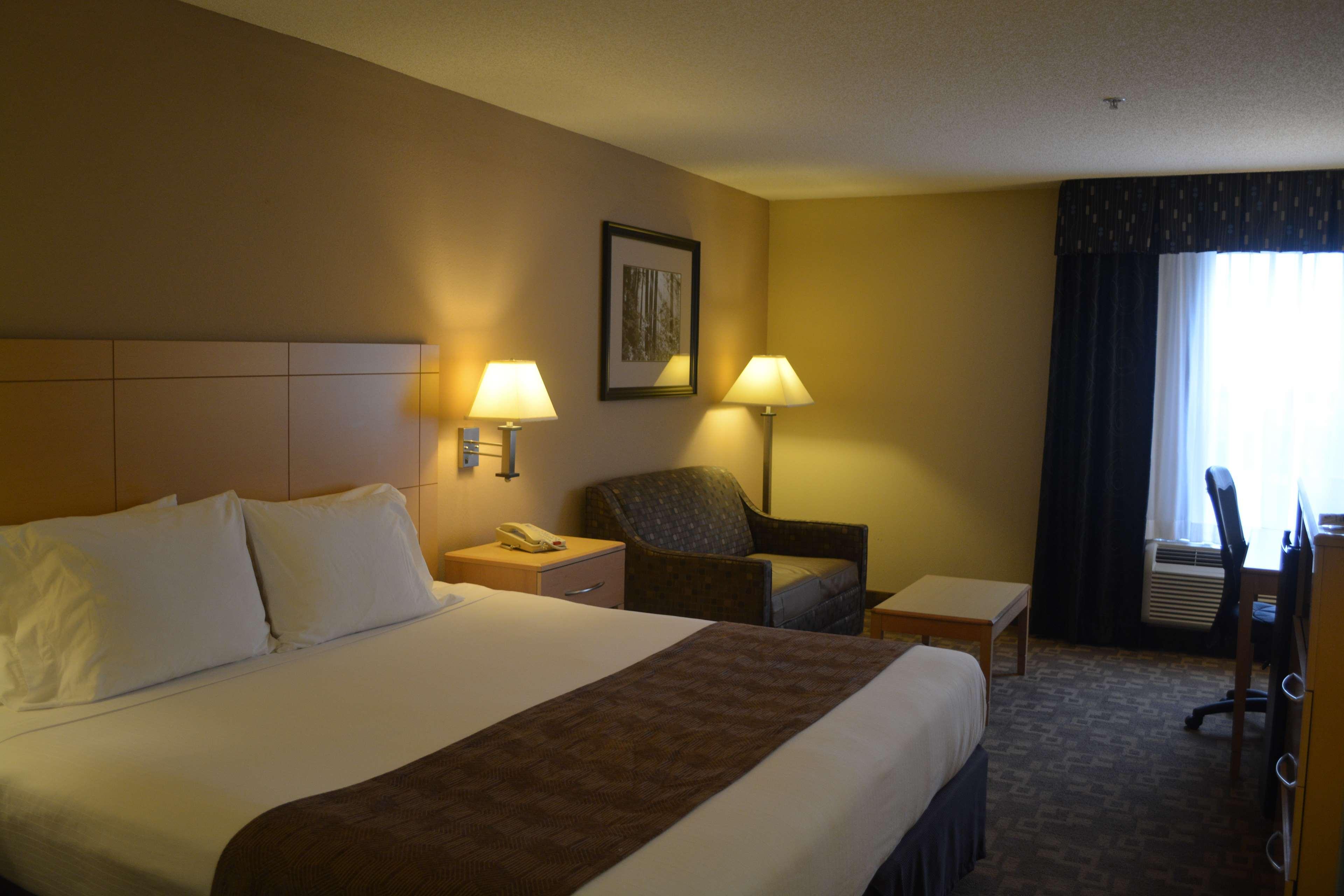 Surestay Plus By Best Western I-95 Hotel
